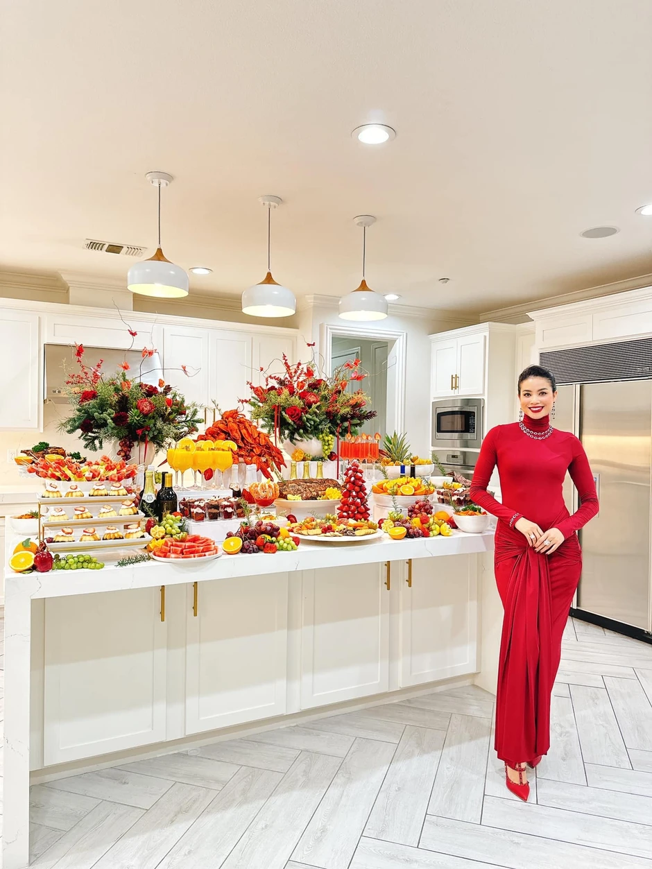 Hoa hậu Phạm Hương có kế hoạch trở về Việt Nam sau 8 năm ở Mỹ?