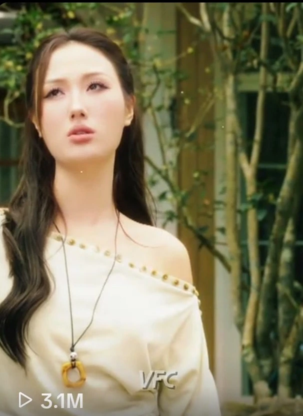 Hoàng Khánh Ly gây ấn tượng với lớp make-up đẹp nhất phim Việt