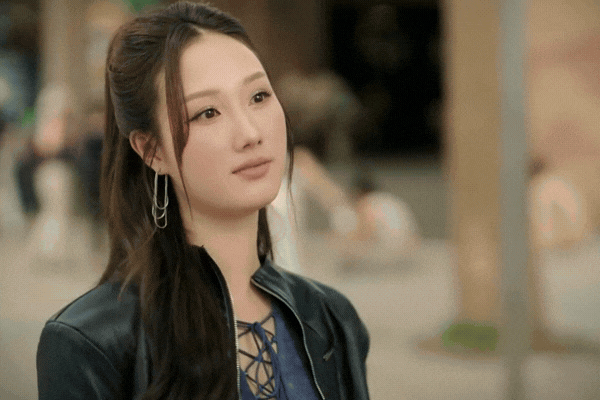 Hoàng Khánh Ly: Phản diện cứu cả bộ phim Bước Chân Vào Đời