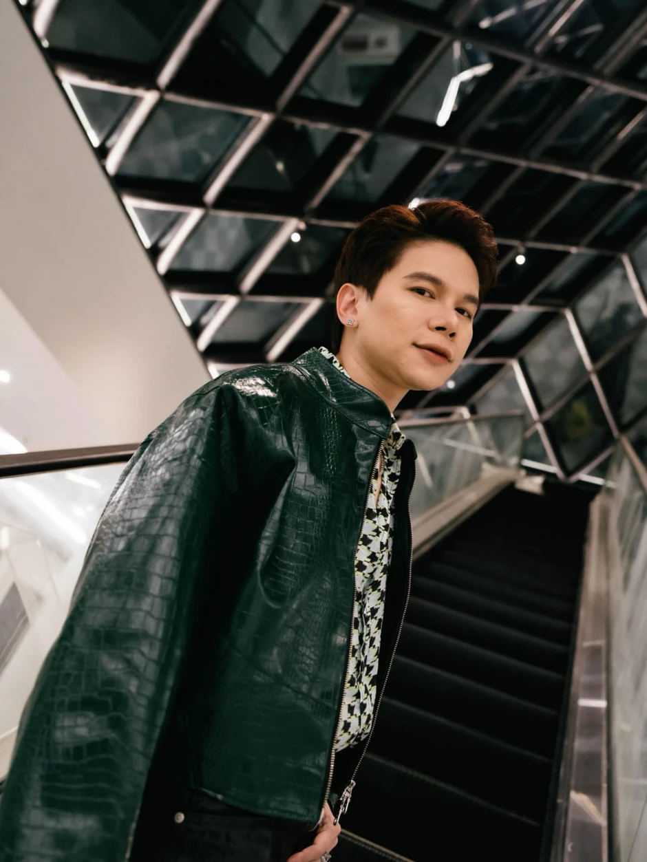 Hoàng Tôn được khen hát hay hơn cả SOOBIN