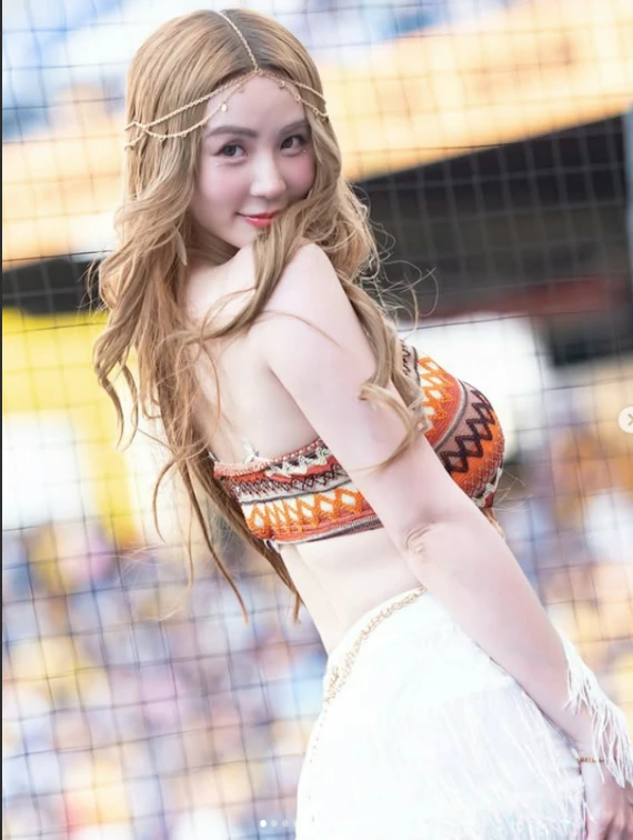 Hot girl gợi cảm chia sẻ tình cảnh "ế ẩm", đi xem mắt 10 lần chưa gặp được nửa kia, tiết lộ luôn tiêu chí "tối quan trọng"