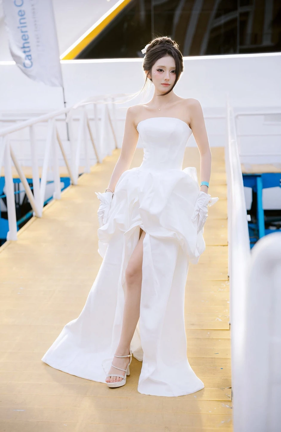 Hot girl nổi tiếng sau "thử thách 50k", nhan sắc 4 năm sau thế nào?