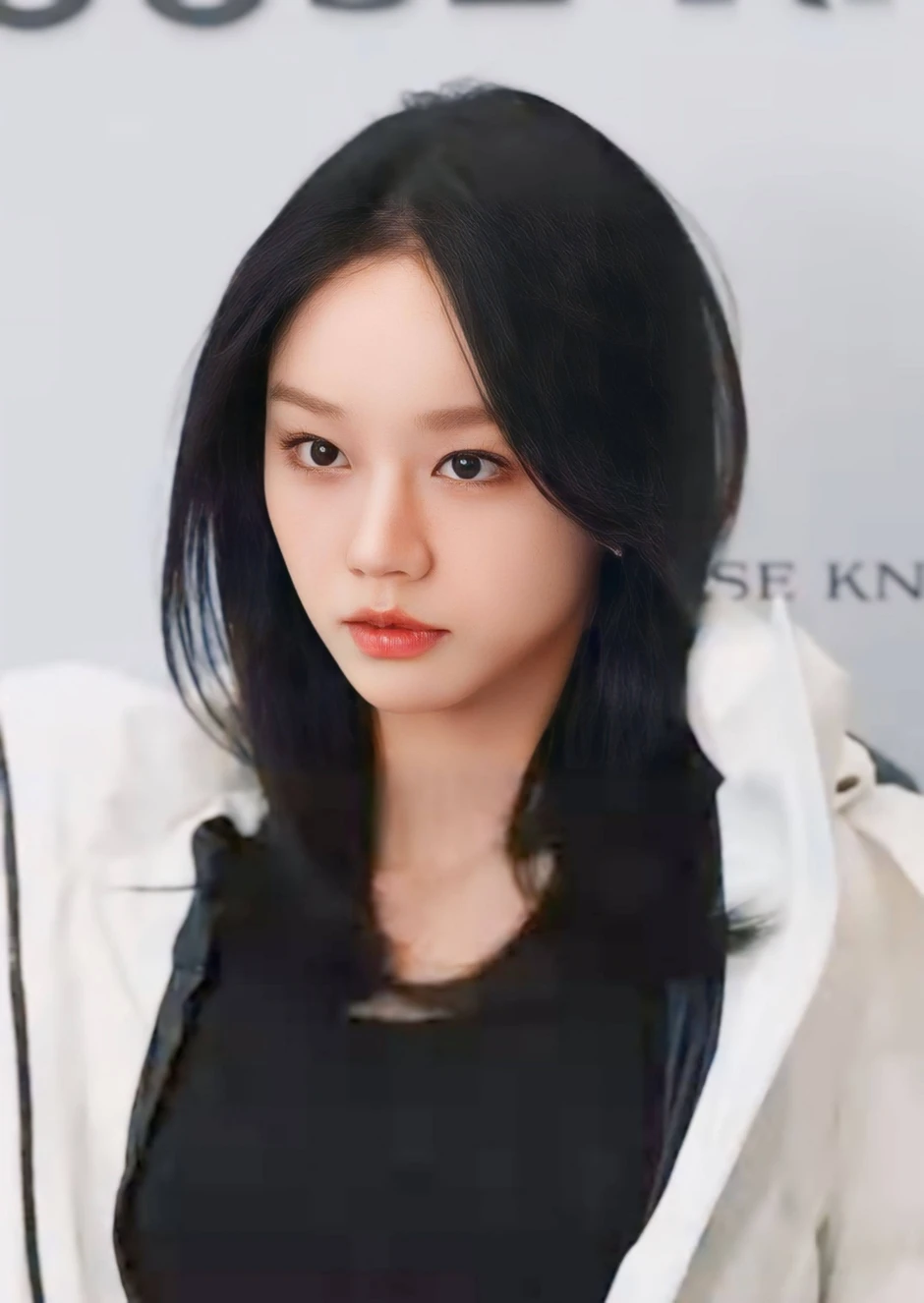 Jeon So Young: Mỹ nhân giống Song Hye Kyo, Hyeri