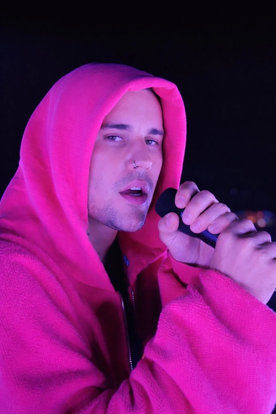 Justin Bieber không còn như xưa, netizen toàn cầu chia phe tranh cãi kịch liệt!