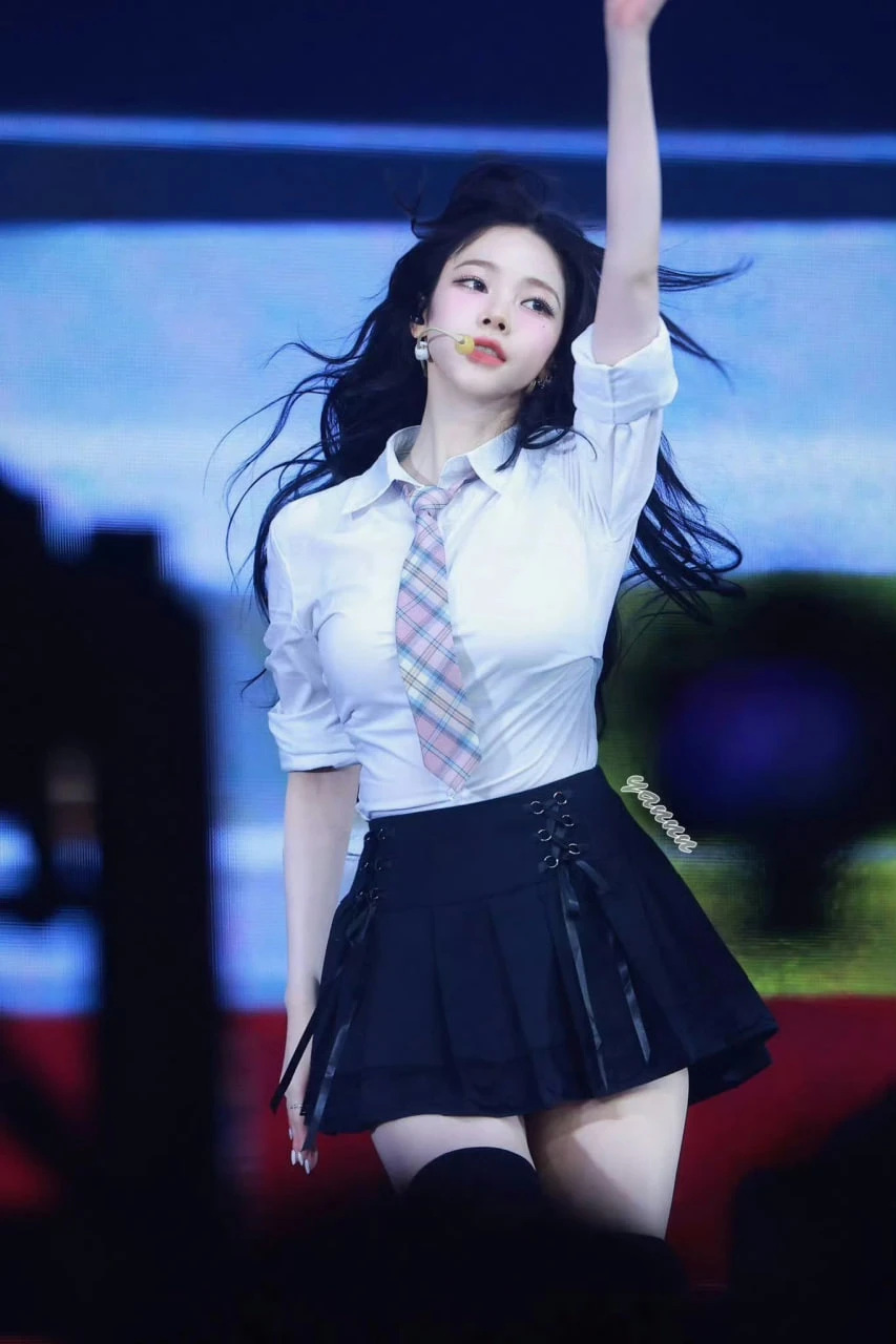 Karina (aespa) khiến cả triệu người sững sờ vì nhan sắc đẹp hơn trí tuệ nhân tạo