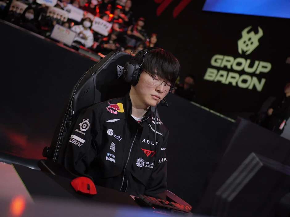 Khác biệt quan trọng bậc nhất giữa T1 và HLE chính là Faker