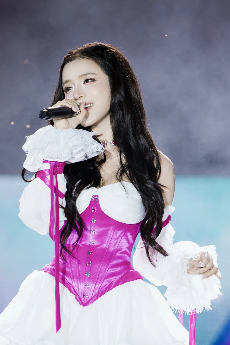 Khó hiểu cặp đôi Vbiz 5 lần 7 lượt phủ nhận "xào couple": Quay clip chung nhan nhản, nay còn đóng cặp cùng MV Khó hiểu cặp đôi Vbiz 5 lần 7 lượt phủ nhận "xào couple": Quay clip chung nhan nhản, nay còn đóng cặp cùng MV