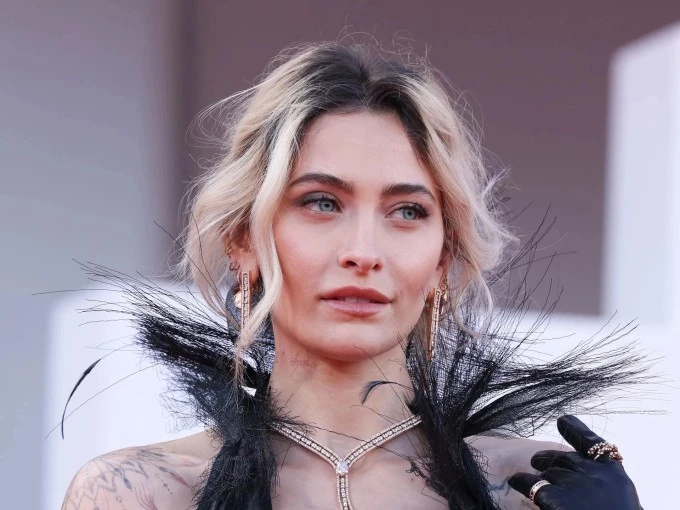 Khối tài sản của Michael Jackson giúp ba con có cuộc sống xa hoa