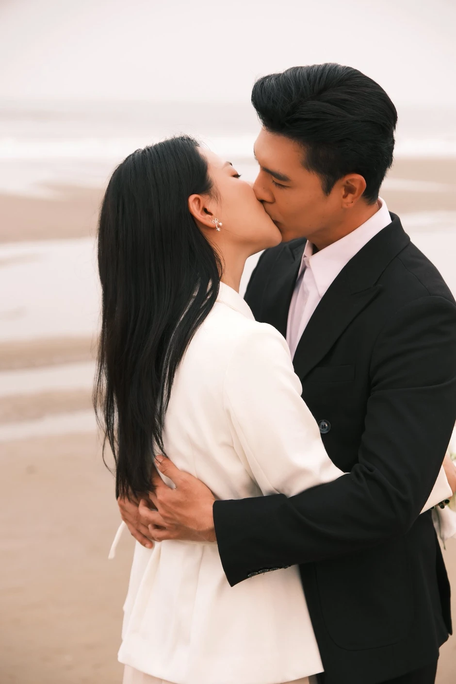 Không Giới Hạn: Cả MXH đòi Steven Nguyễn và Minh Trang cưới gấp!