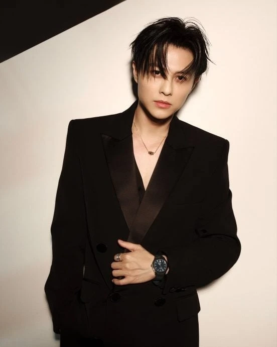 Không phải tin đùa ngày Cá tháng 4: Nam diễn viên bị còng tay, bắt giữ khẩn cấp