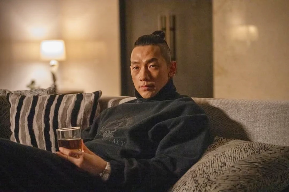 Không thể nhận ra Bi Rain nữa, sao anh lại đáng sợ thế này Không thể nhận ra Bi Rain nữa, sao anh lại đáng sợ thế này