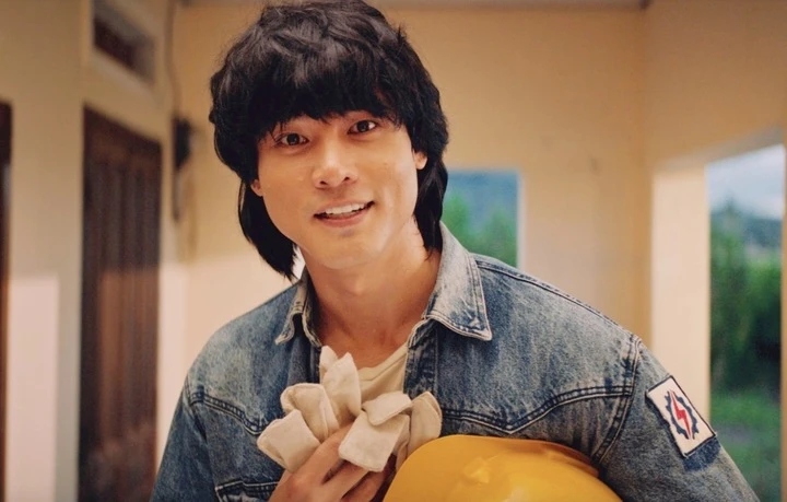 Khương Lê: Cao 1m86, từng là cầu thủ bóng rổ