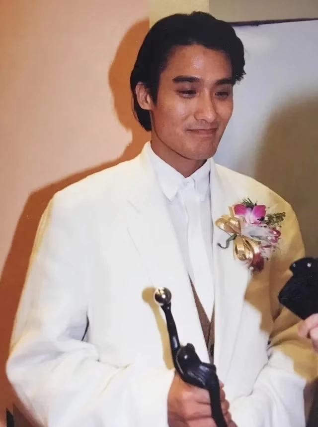 Kỷ lục vô tiền khoáng hậu của người đàn ông gợi tình nhất Hong Kong