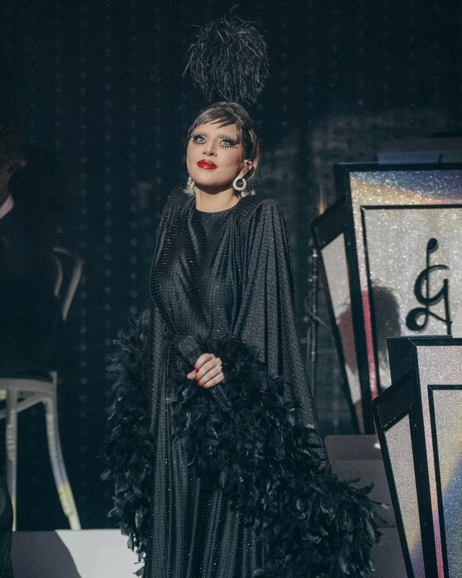 Lady Gaga hủy show