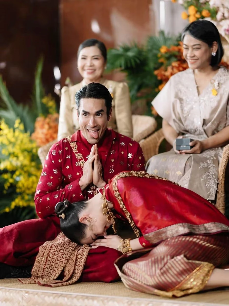 Lễ cưới ngọc nữ Thái Lan