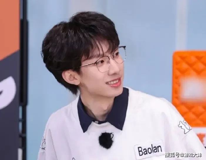 Liên tục làm content tiêu cực hướng về LMHT, cựu vương CKTG nhận "kết đắng"