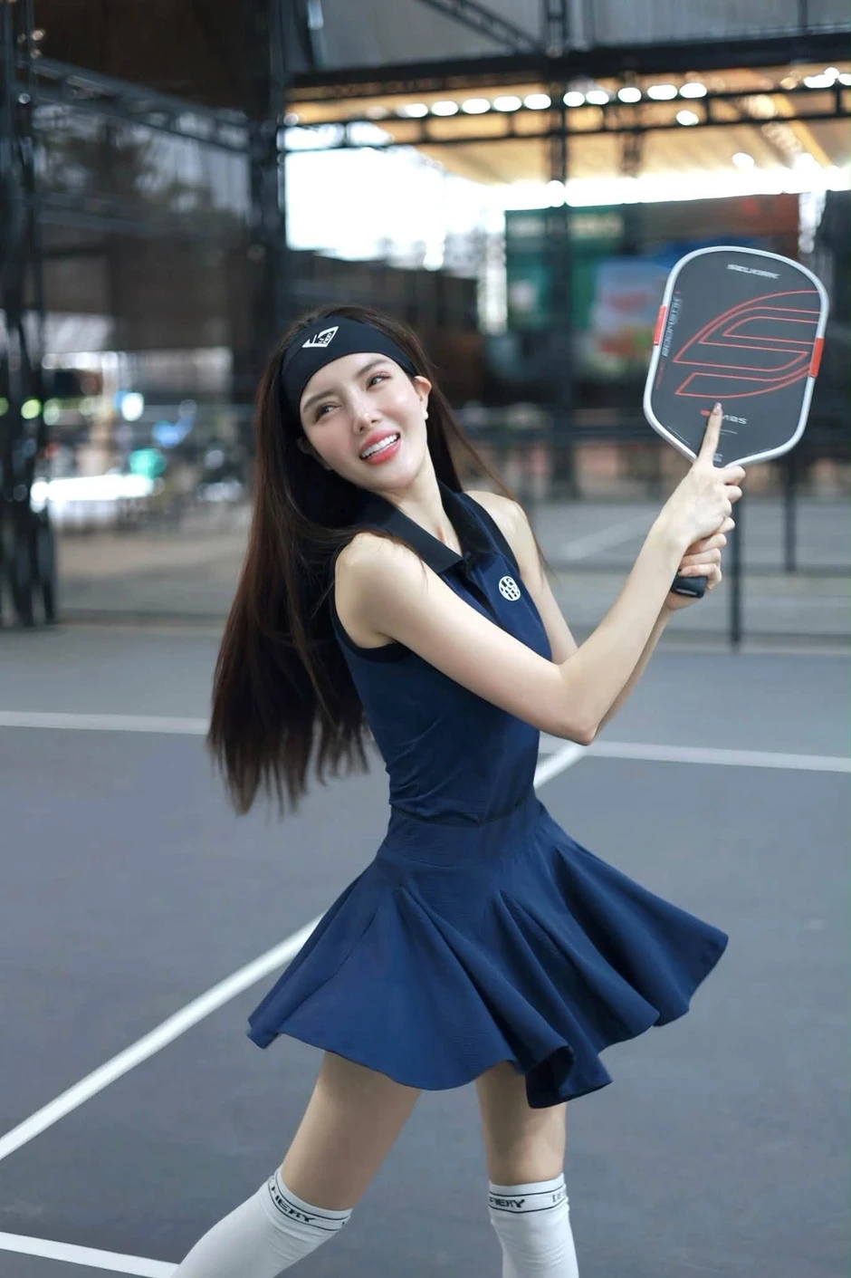 Lily Luta khoe dáng trên sân Pickleball, fan ngỡ ngàng "dụi mắt" nhận không ra