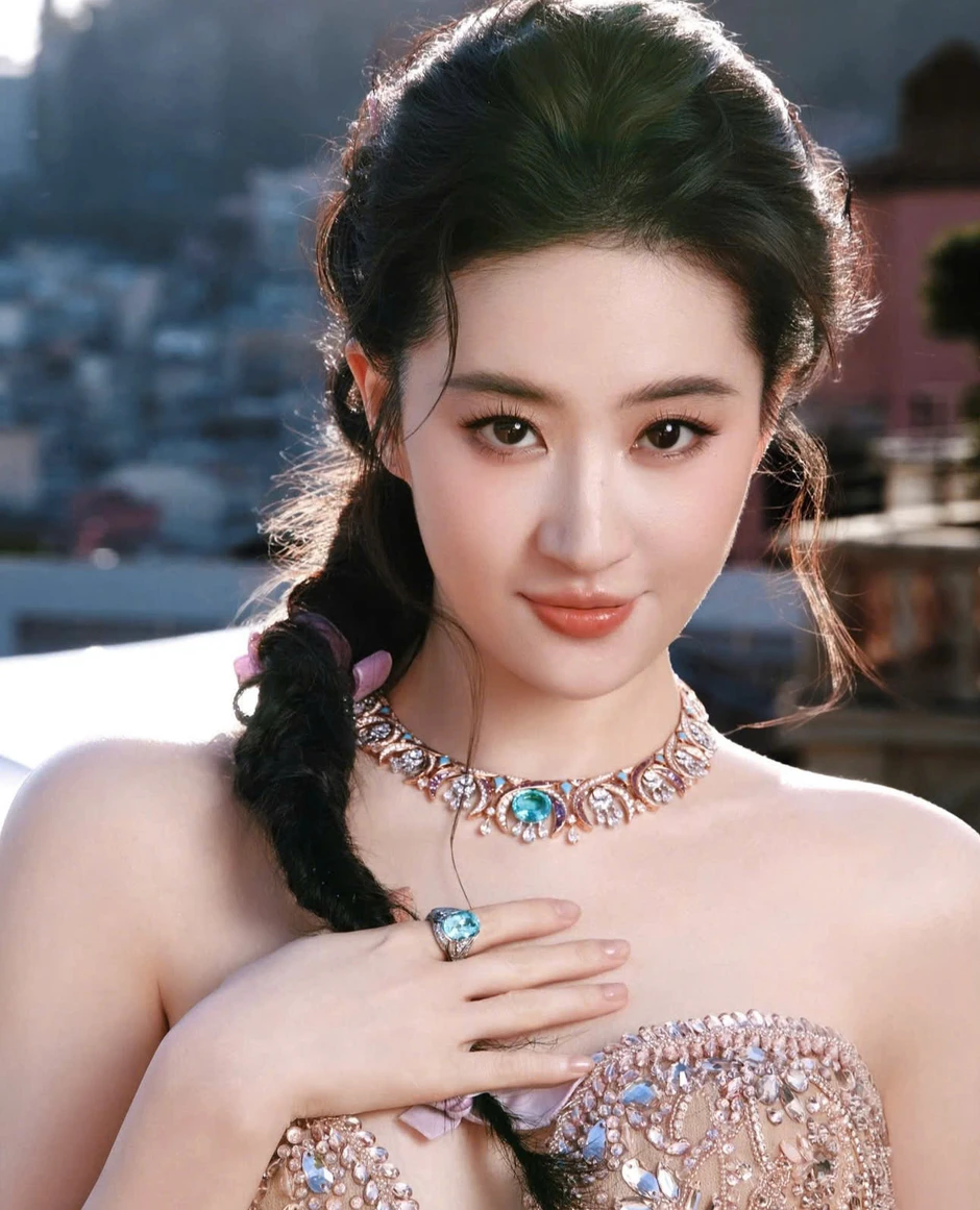 Lưu Diệc Phi và hành trình thoát mác "Thần tiên tỷ tỷ" bằng loạt cảnh táo bạo