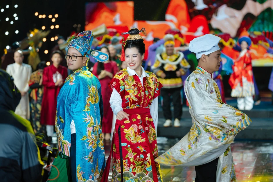 Lưu Huyền Trang cất giọng là đúng chuẩn sách giáo khoa từ vựng