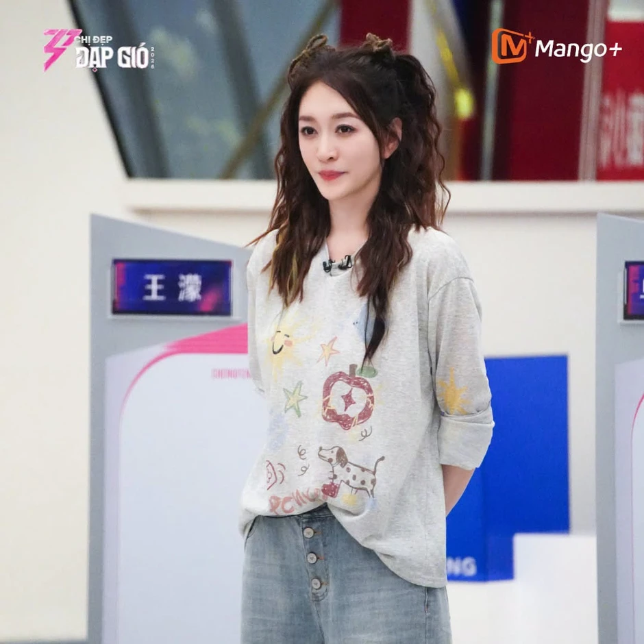 Lý Tiểu Nhiễm hát dở đến mức nổi tiếng cả Việt Nam, khóc 2 đêm vì lệch tông trở thành trò cười cõi mạng