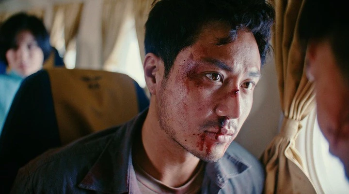 Mỹ nam phim giờ vàng VTV lập cú đúp trăm tỷ trong nửa năm là ai?