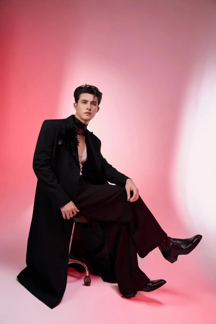 Mỹ nam phim Việt khiến khán giả tiếc nuối vì lên hình quá ít