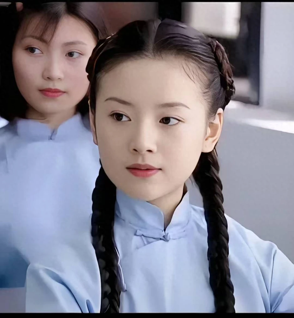 Mỹ nhân khiến Lưu Diệc Phi cũng bị lấn át ánh hào quang, nay chuyển mình ngoạn mục kiếm một lúc 727 tỷ đồng Mỹ nhân khiến Lưu Diệc Phi cũng bị lấn át ánh hào quang, nay chuyển mình ngoạn mục kiếm một lúc 727 tỷ đồng