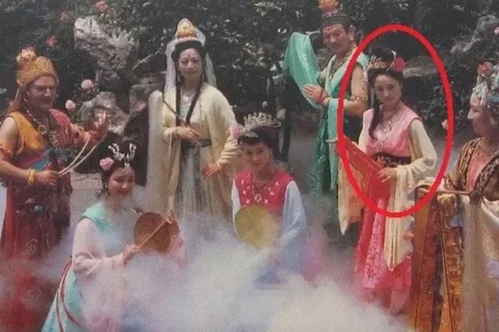 Mỹ nhân lên hình vài phút trong "Tây du ký": Sự nghiệp rực rỡ, giờ làm lãnh đạo Mỹ nhân lên hình vài phút trong "Tây du ký": Sự nghiệp rực rỡ, giờ làm lãnh đạo