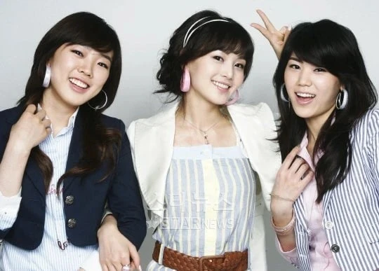 Mỹ nhân U50 đi hát 20 năm vãna trẻ khó tin Mỹ nhân U50 đi hát 20 năm vãna trẻ khó tin