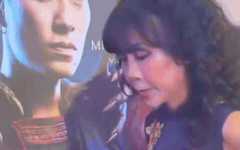 MC Trác Thúy Miêu lên tiếng về thái độ căng thẳng quay lưng bỏ về giữa sự kiện MC Trác Thúy Miêu lên tiếng về thái độ căng thẳng quay lưng bỏ về giữa sự kiện