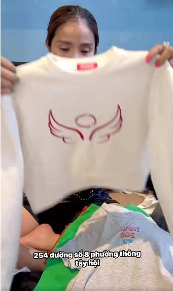 Mẹ đơn thân là NSƯT miền Nam đóng cửa quán cafe, bán đồ cũ: “Người ta nói tôi quá trời luôn”