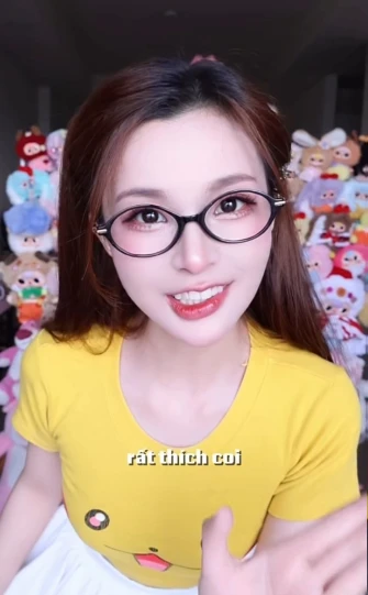 Mèo 2k4 trổ tài cosplay, nhảy "tưng tửng" khiến fan Liên Quân không thể rời mắt