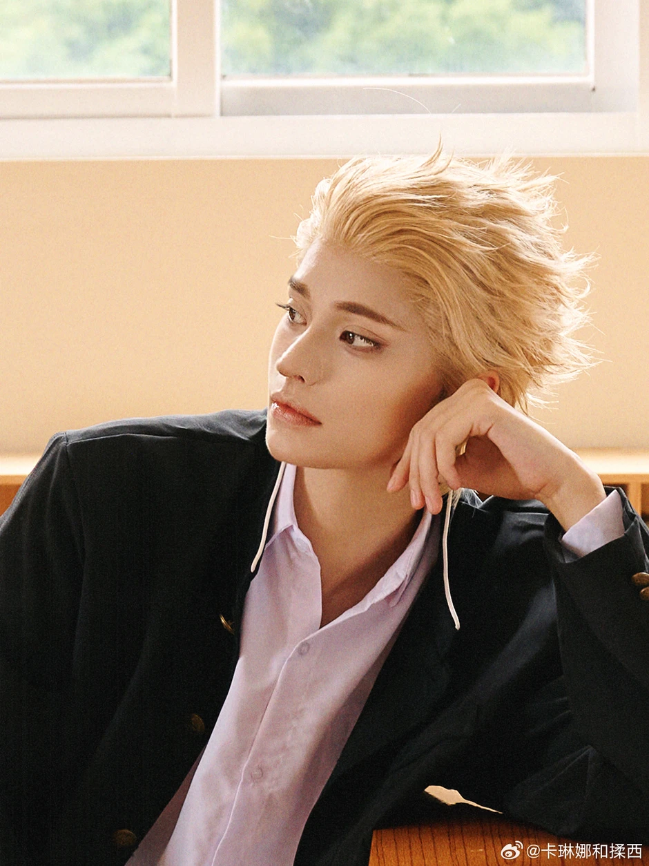 Một Chị Đẹp phi giới tính hẹn hò staff nữ trong show, mất tích suốt 4 tháng hóa ra vì bận đưa "em iu" đi chơi