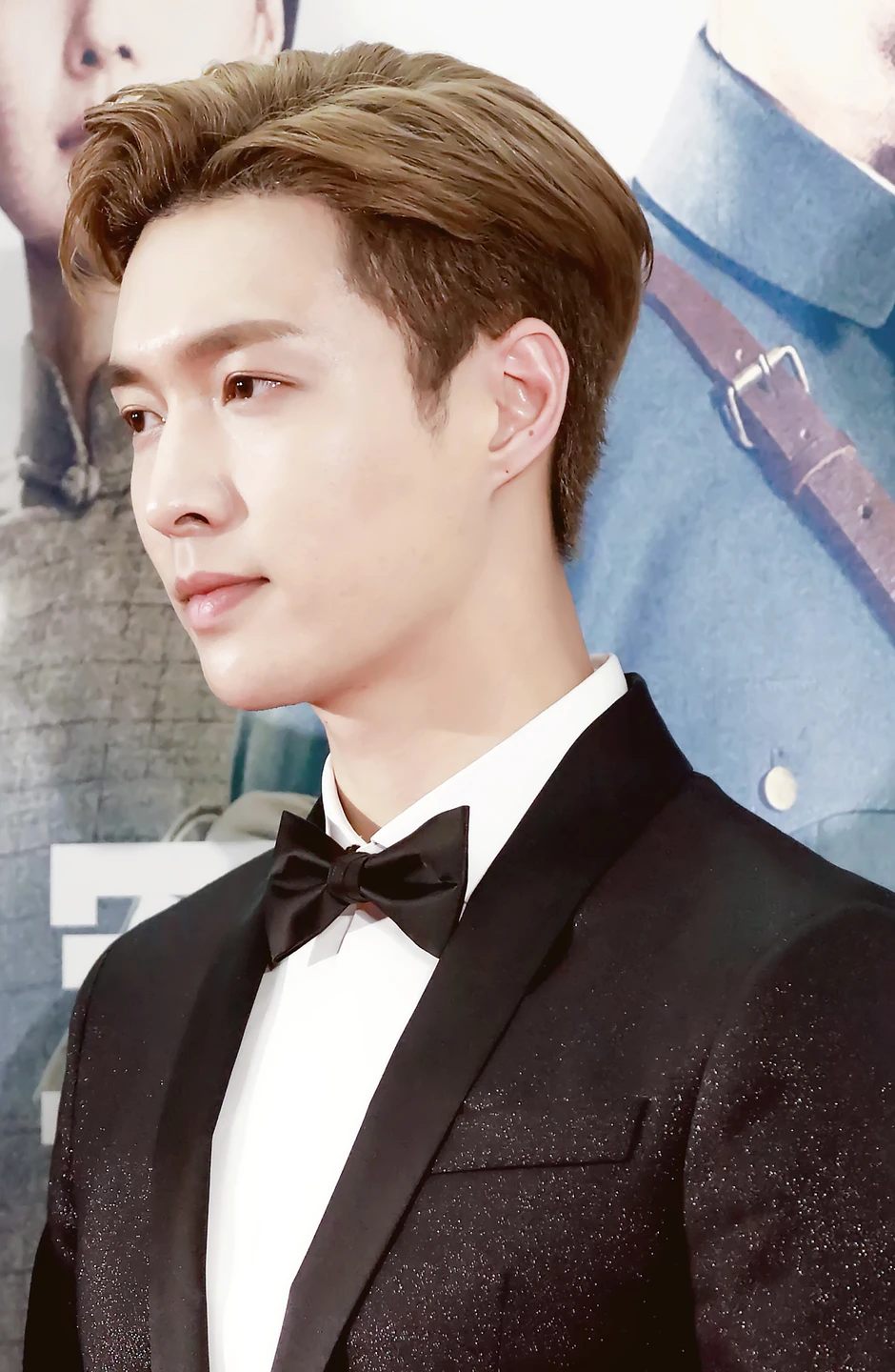 Nam ca sĩ bị Nhà hát quốc gia “cắt sóng”, vừa tổ chức concert 80 nghìn người thì bị phong ấn sự nghiệp