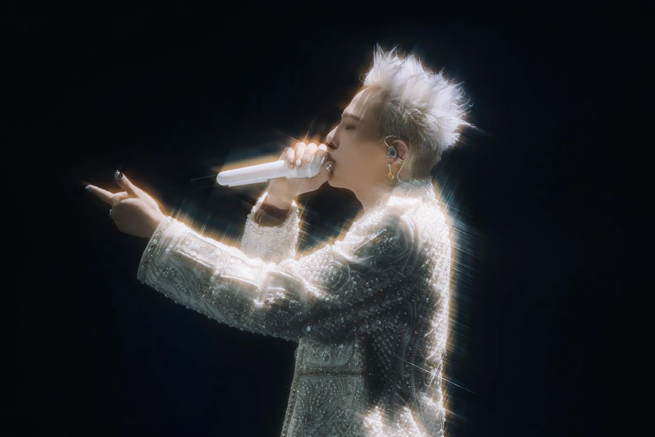 Nam ca sĩ được trả lương 1.100 tỷ/năm: Biểu diễn trước lãnh đạo 21 quốc gia