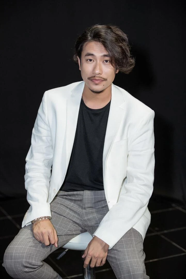 Nam diễn viên từng thất nghiệp, ăn mì gói qua ngày, nay thành ngôi sao nghìn tỷ