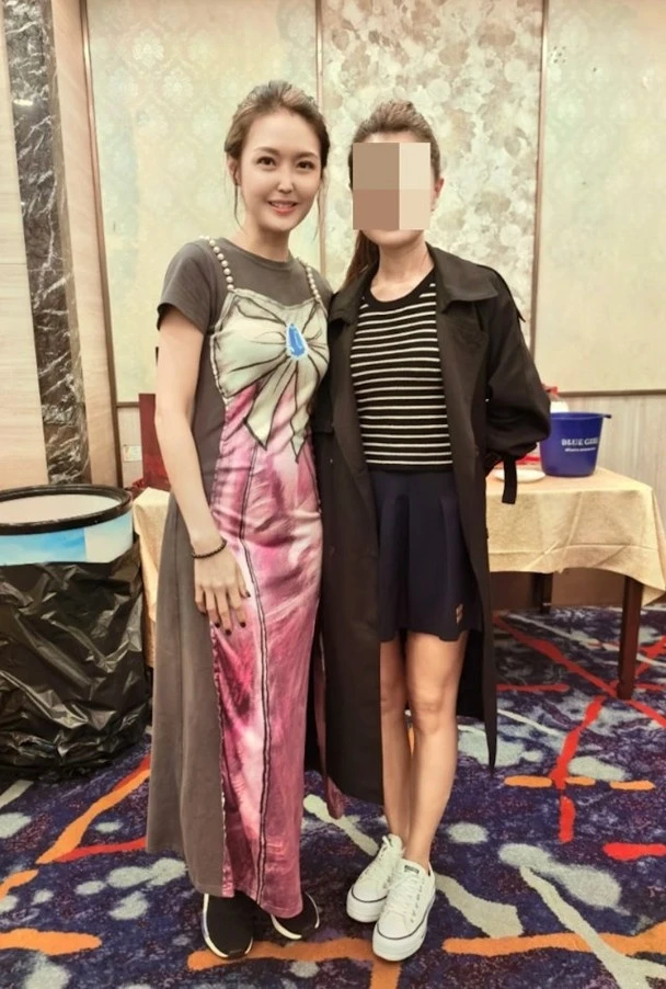 Nàng hậu đáng thương nhất năm 2026: Bị bạn trai đại gia ruồng bỏ đuổi khỏi biệt thự, đi sửa mũi "tân trang mặt tiền" ai ngờ thành thảm họa