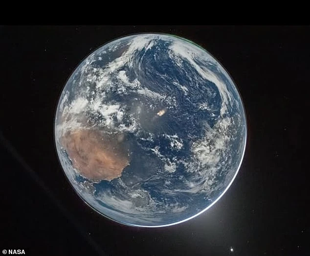 NASA tiết lộ cảnh báo ngay khi Artemis II vừa vượt “điểm không thể quay đầu” trong hành trình tới Mặt Trăng NASA tiết lộ cảnh báo ngay khi Artemis II vừa vượt “điểm không thể quay đầu” trong hành trình tới Mặt Trăng