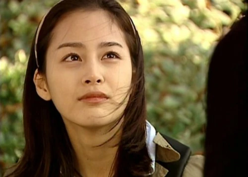 Ngắm Kim Tae Hee 17 năm trước mới thấy Bi Rain thắng đời 1-0