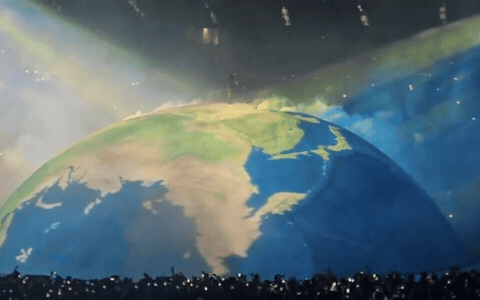 Ngỡ ngàng trước siêu concert mang Trái Đất lên sân khấu của Kanye West