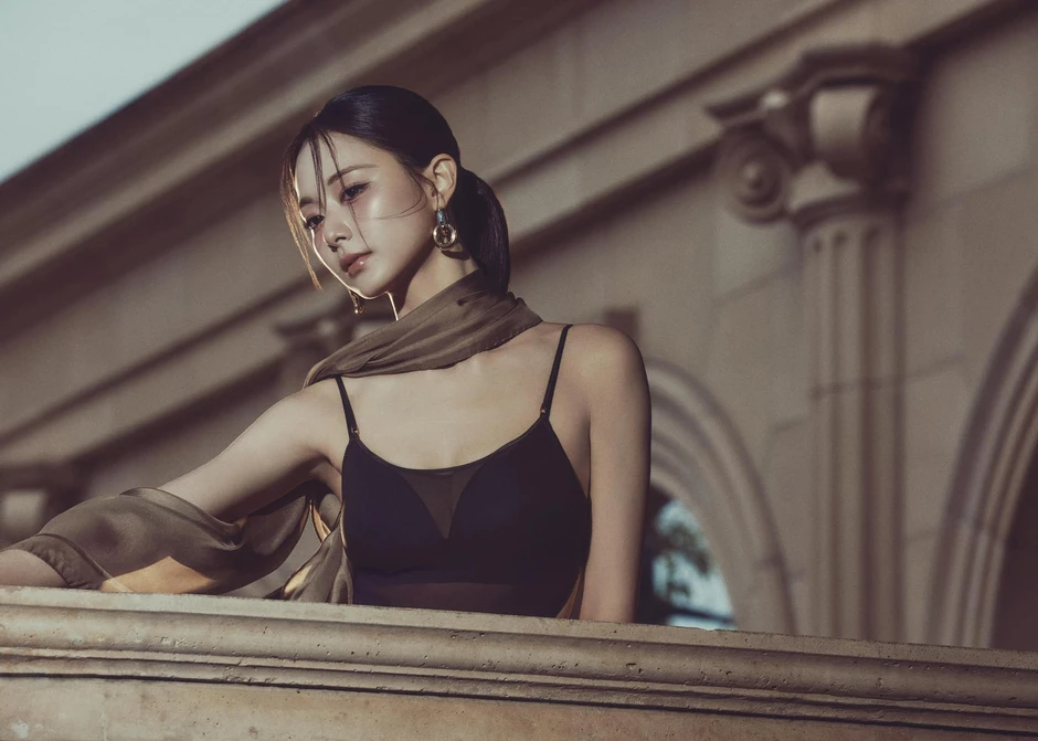 Ngoại hình gây choáng của mỹ nhân 11 lần lọt top đẹp nhất thế giới, nhan sắc "chống flop" là có thật Ngoại hình gây choáng của mỹ nhân 11 lần lọt top đẹp nhất thế giới, nhan sắc "chống flop" là có thật