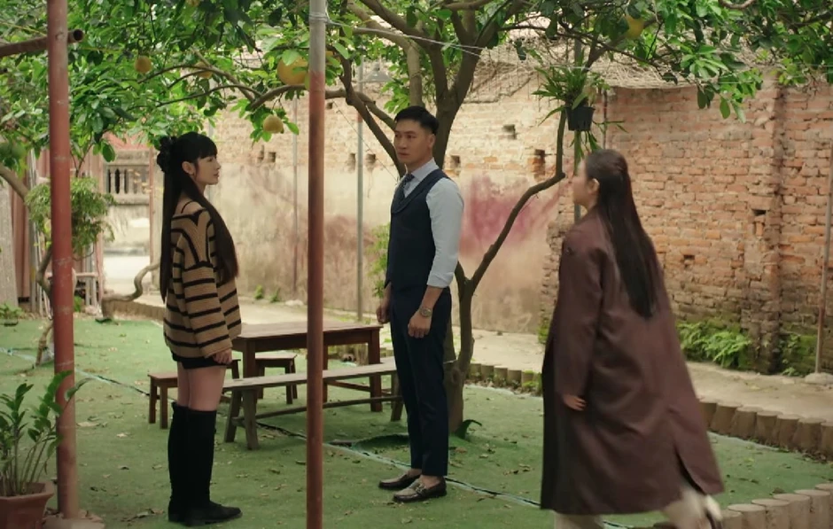 Ngọc Thủy 25 tập phim chỉ đi 1 đôi giày, áo cũng sản xuất theo lô