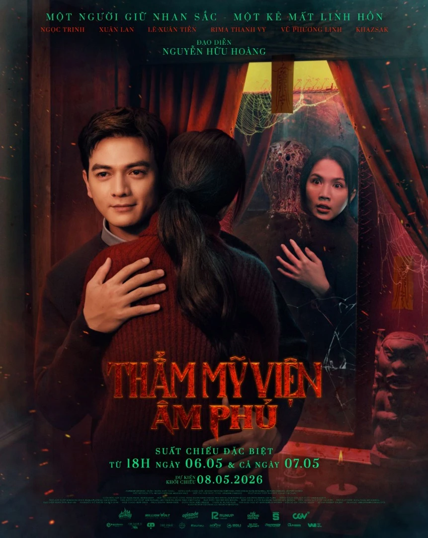 Ngọc Trinh hôn Lê Xuân Tiền ở phim Thẩm Mỹ Viện Âm Phủ