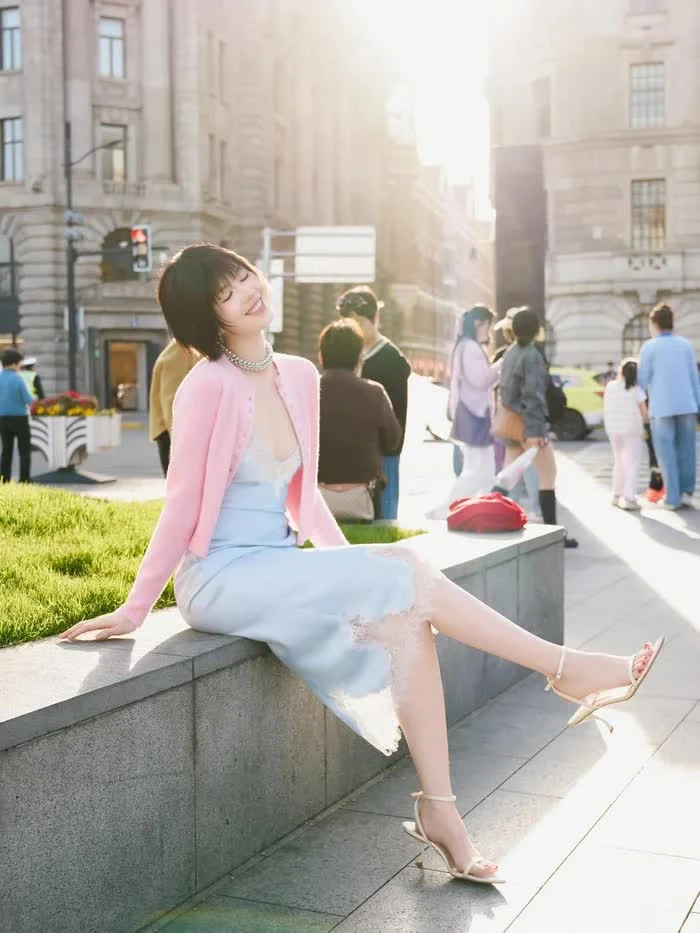 Ngọc Trinh khoe vóc dáng khiến cộng đồng mạng ngỡ ngàng