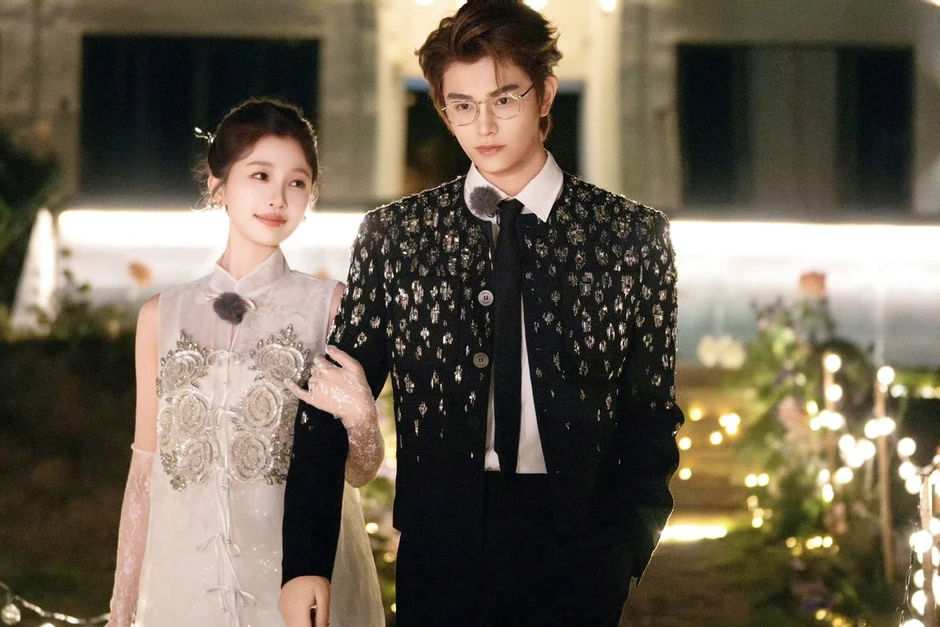 Ngu Thư Hân bị cả showbiz đâm sau lưng