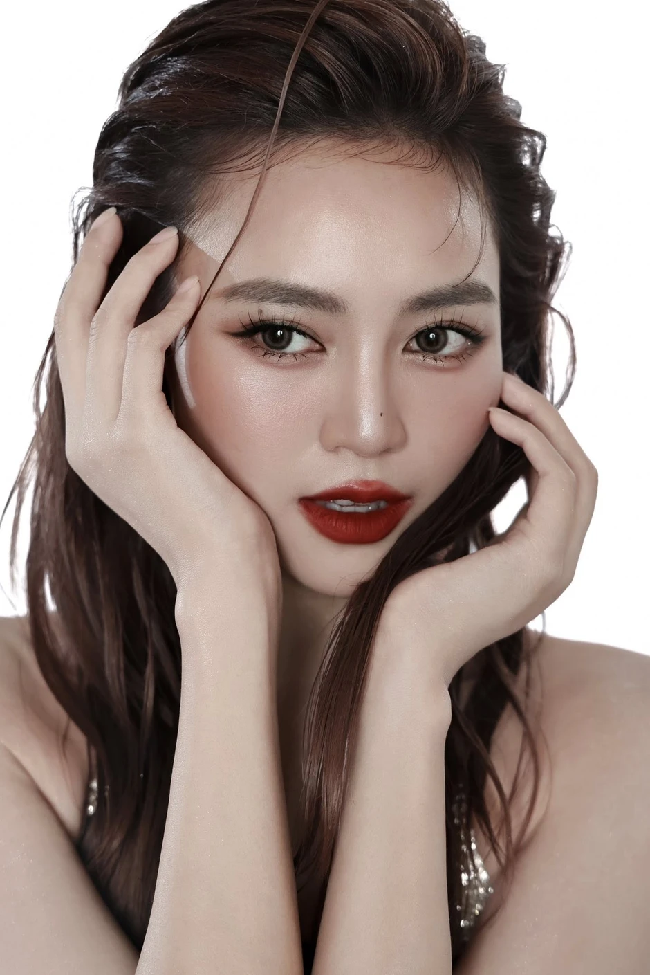 Người duy nhất đẹp hơn mỹ nhân Việt này là cô ấy hồi trẻ: Dàn sao nam mê mệt, làm dâu trăm họ đúng nghĩa