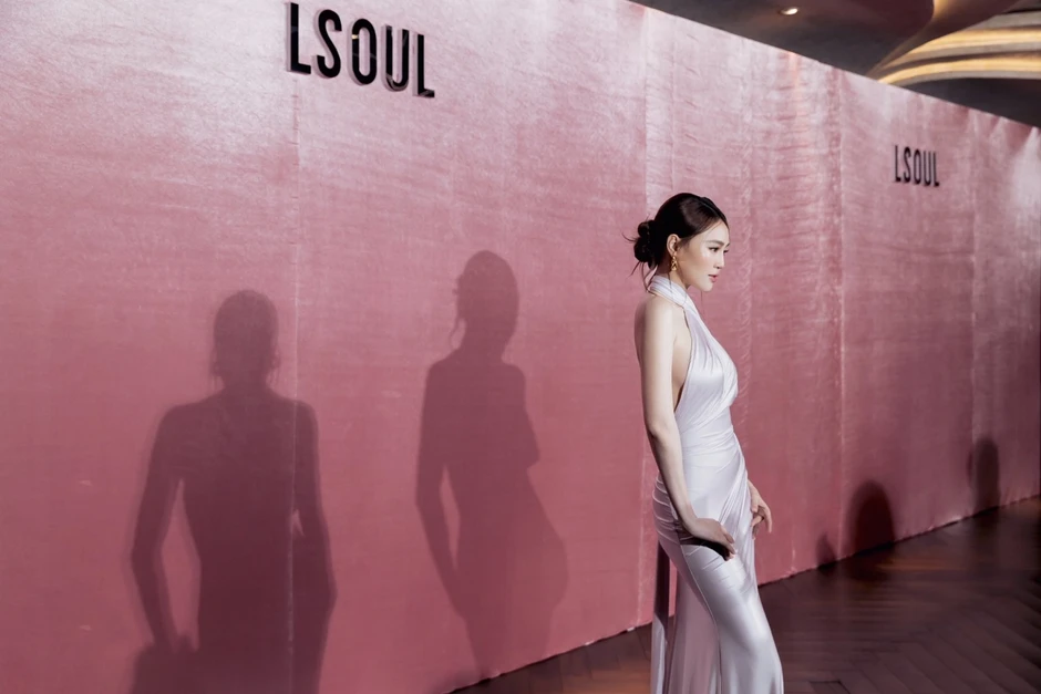 Người duy nhất đẹp hơn mỹ nhân Việt này là cô ấy hồi trẻ: Dàn sao nam mê mệt, làm dâu trăm họ đúng nghĩa