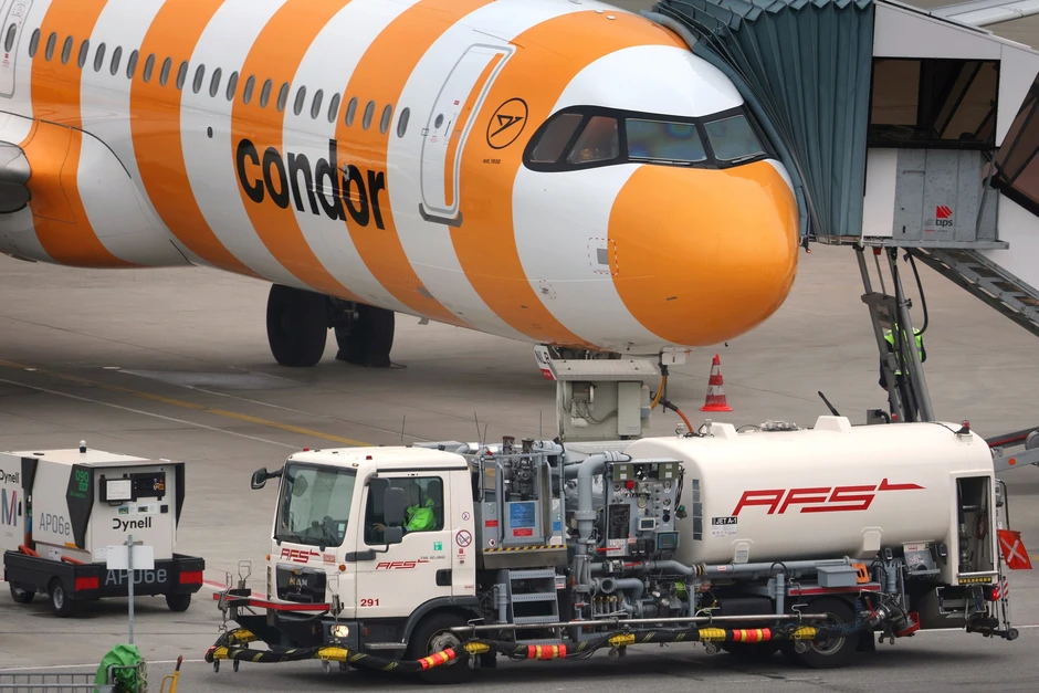 Nguy cơ thiếu nhiên liệu máy bay toàn cầu