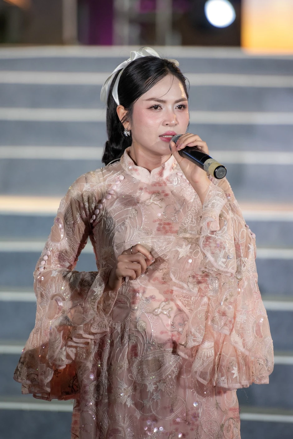 Nguyễn Duyên Quỳnh - giọng ca Nhạc viện phải xin lỗi vì hát nhép