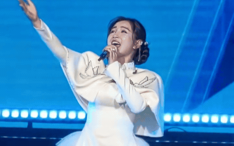 Nguyễn Duyên Quỳnh - giọng ca Nhạc viện phải xin lỗi vì hát nhép